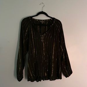Black rock and republic blouse with gold detailing. Great condition, size large